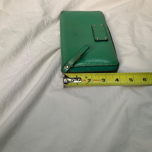 Kate Spade Wallet in Sea Foam Green - Picture 8 of 11